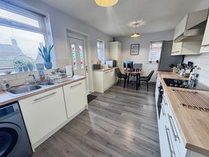 Photo 5- click for photo gallery